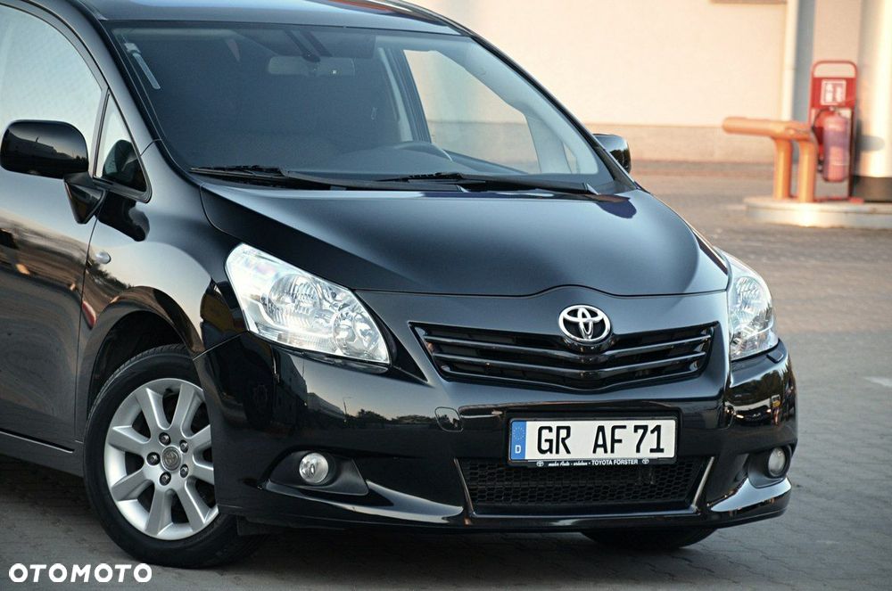 Toyota Verso - 2