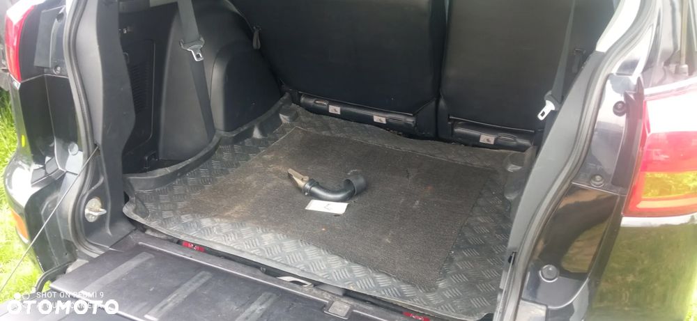 Peugeot 4007 HDI FAP 7-Sitzer Platinum - 30