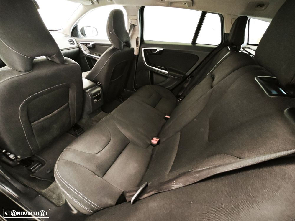 Volvo V60 D2 Geartronic Powershift Edition - 49
