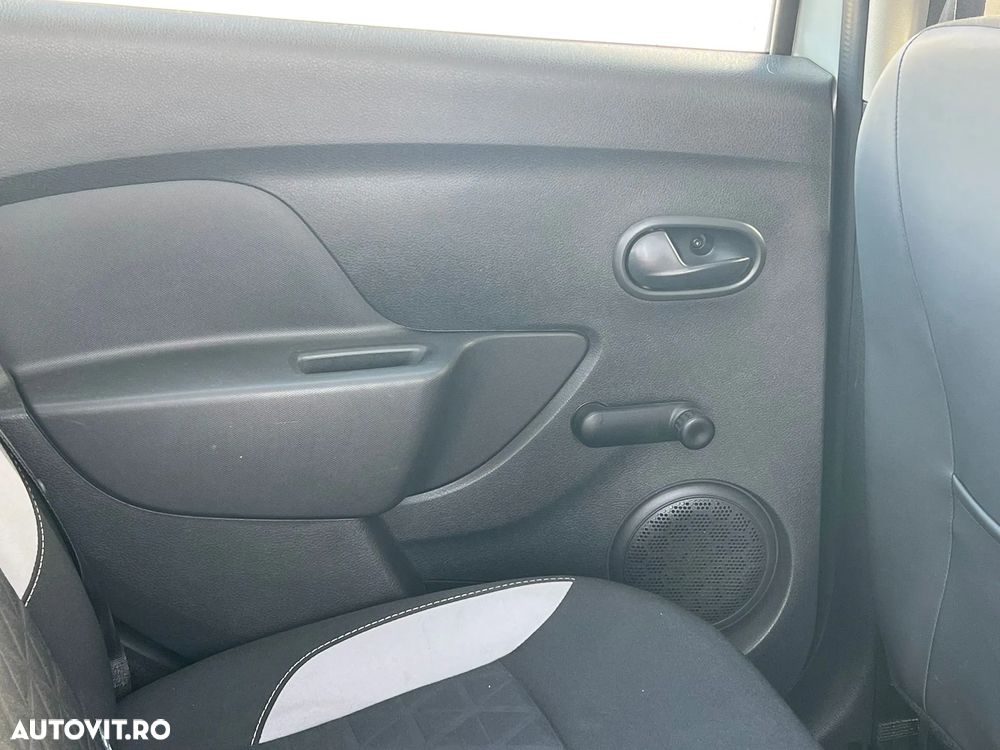 Dacia Sandero Stepway 0.9 TCe - 25