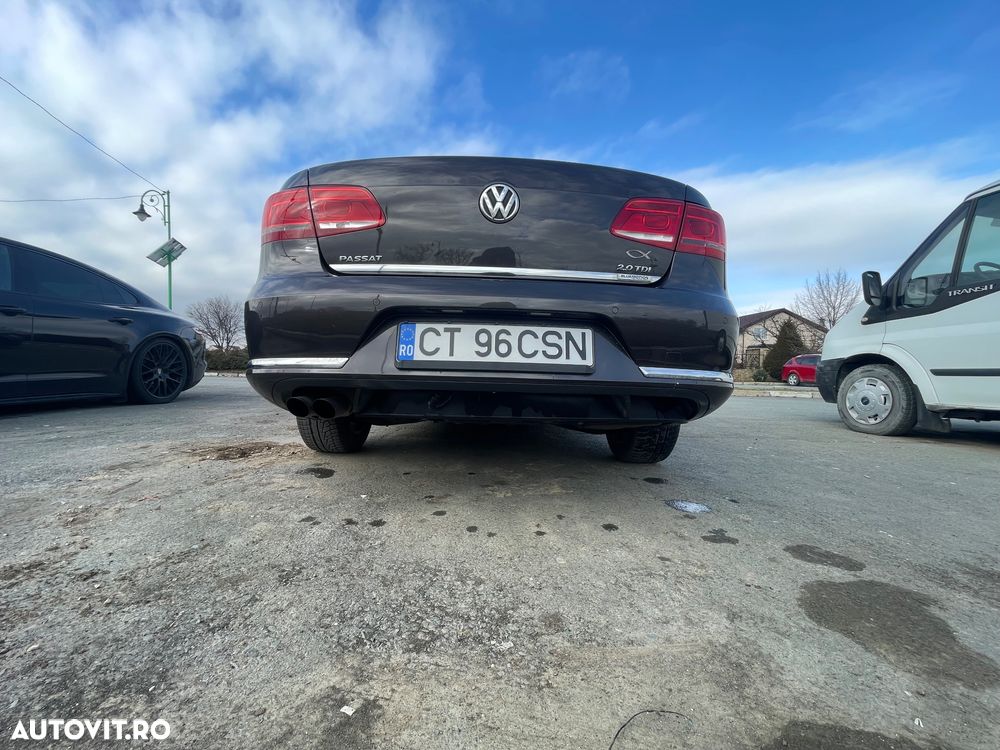 Volkswagen Passat 2.0 TDI BlueMotion Technology DPF Comfortline - 5