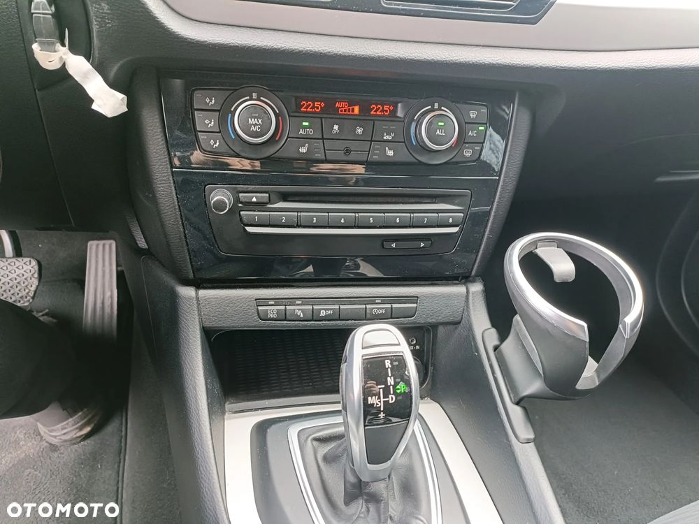 BMW X1 sDrive18d xLine - 20