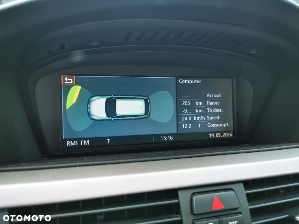 BMW Seria 3 320i - 6