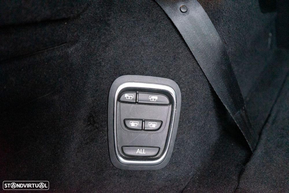 Renault Scénic 1.5 dCi Bose Edition EDC SS - 19