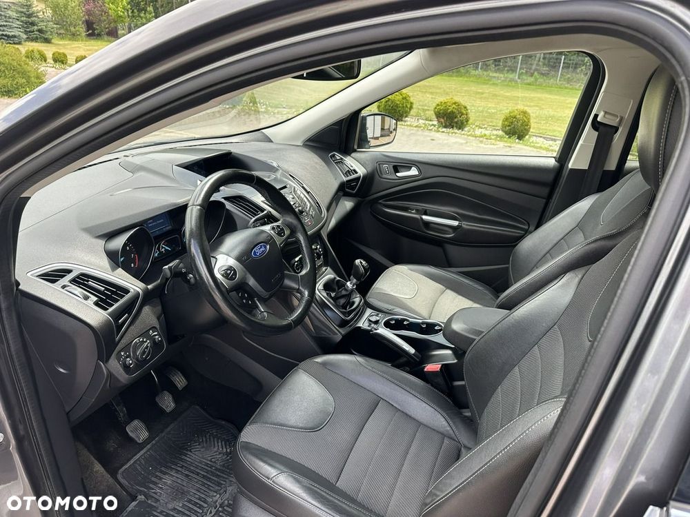 Ford Kuga - 18