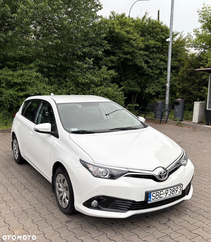 Toyota Auris 1.6 Comfort - 1