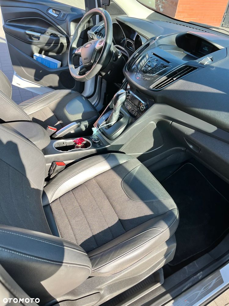 Ford Kuga 2.0 TDCi 4WD Titanium - 6