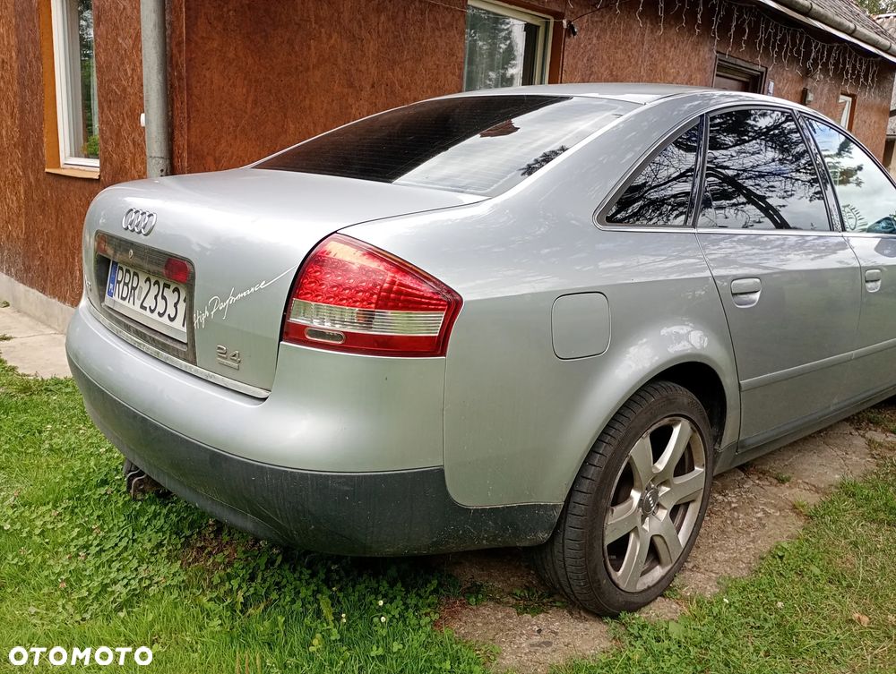 Audi A6 Limousine 2.4 - 5