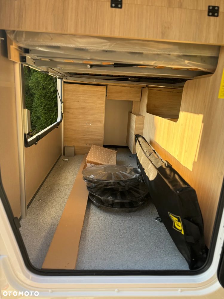 Ford Chausson 788 First Line - 7