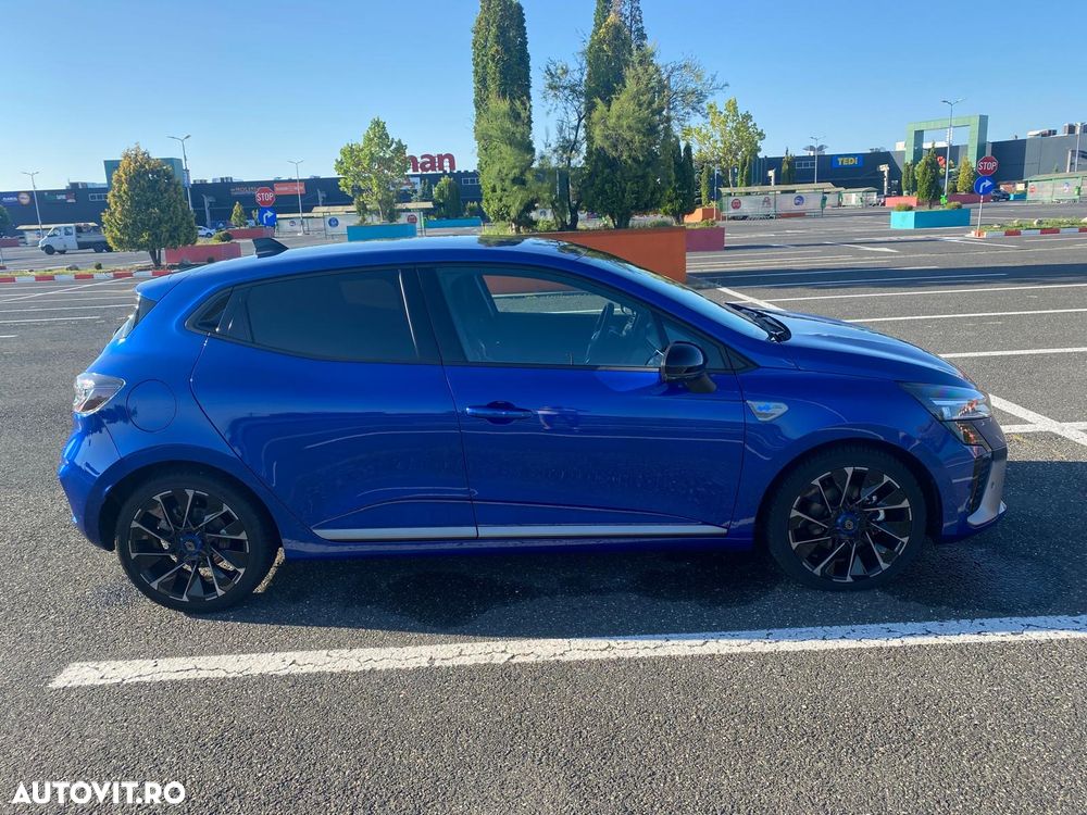 Renault Clio - 10