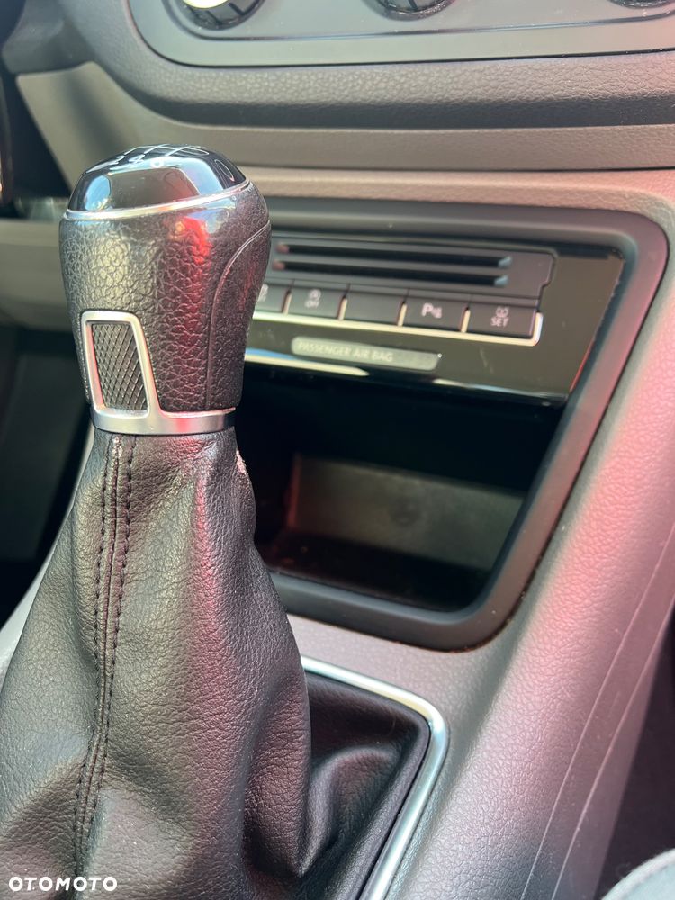 Seat Alhambra 2.0 TDI DPF Ecomotive - 12