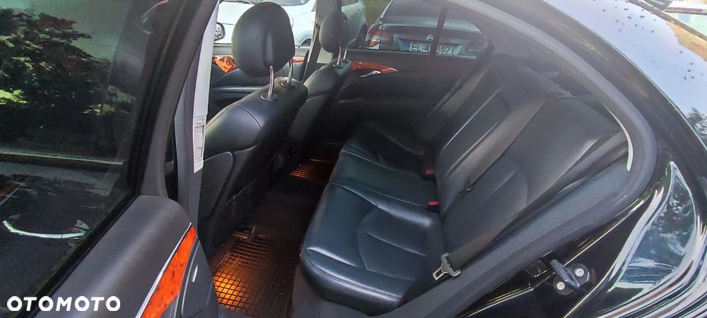 Mercedes-Benz Klasa E 350 Elegance - 13