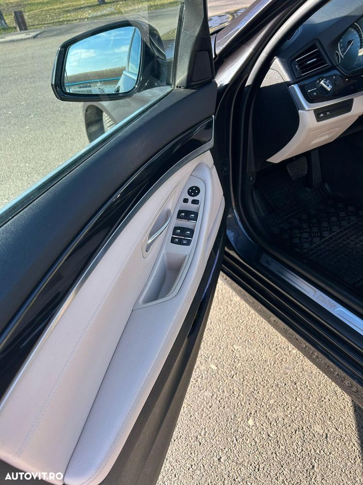 BMW Seria 5 530d Aut. Luxury Line - 11
