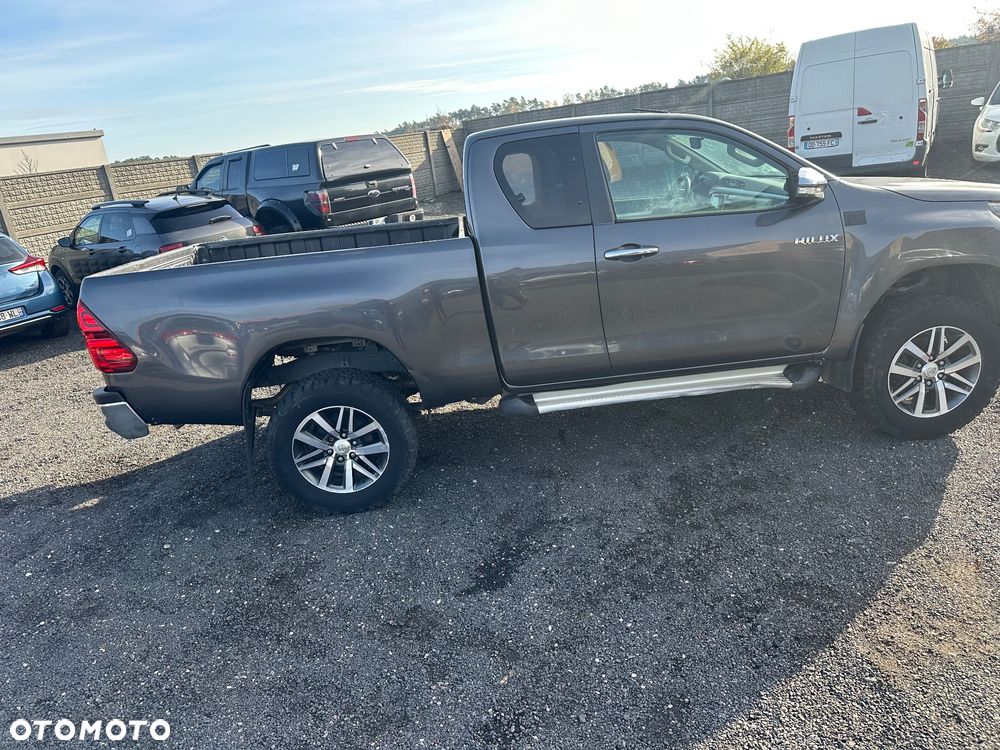 Toyota Hilux 4x4 Double Cab Duty Comfort - 14