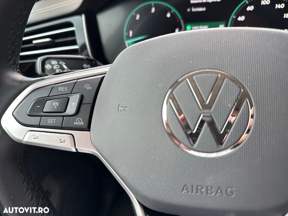 Volkswagen Touareg V6 TDI 4MOTION Elegance - 18