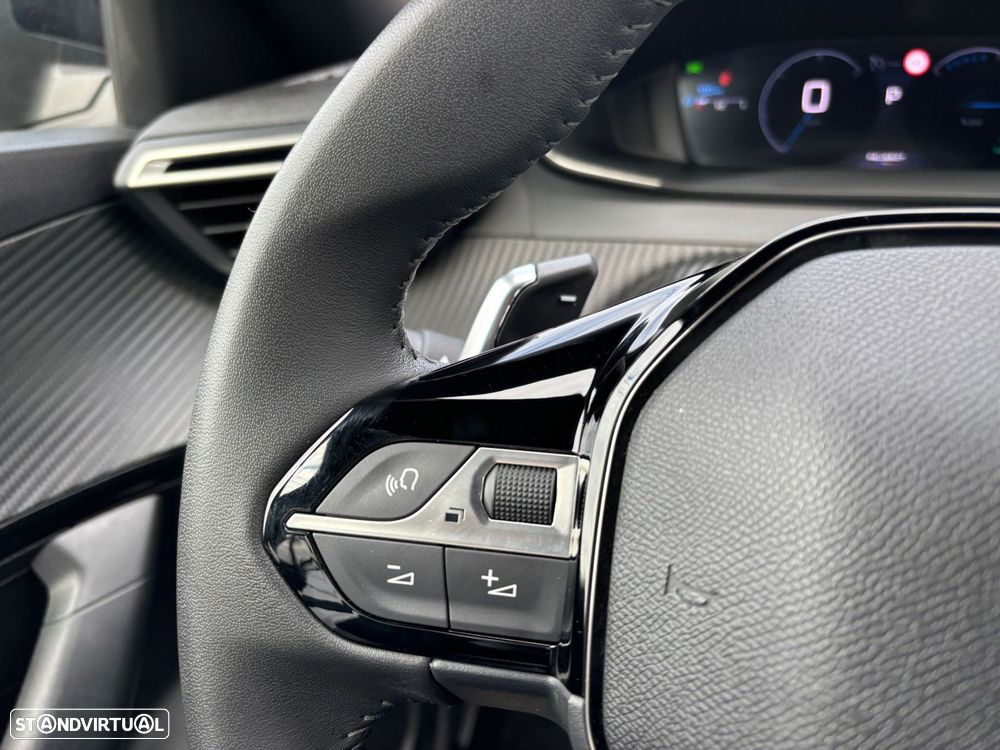 Peugeot 2008 - 19