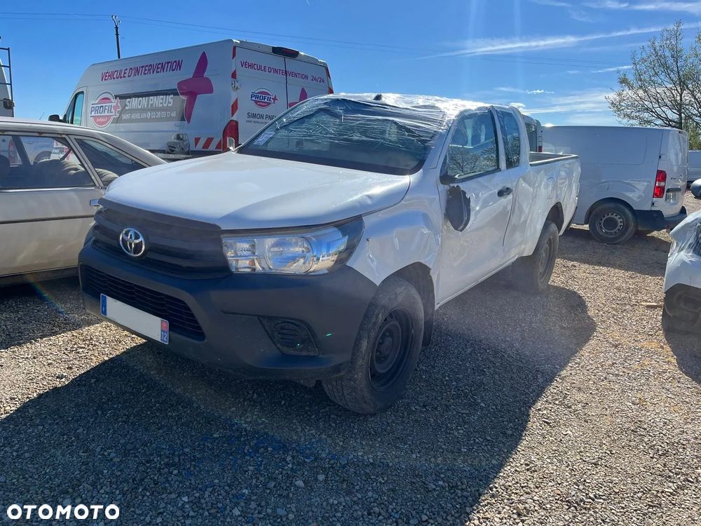 Toyota Hilux 2.4 D-4D Single Cab DLX 4x4 - 2