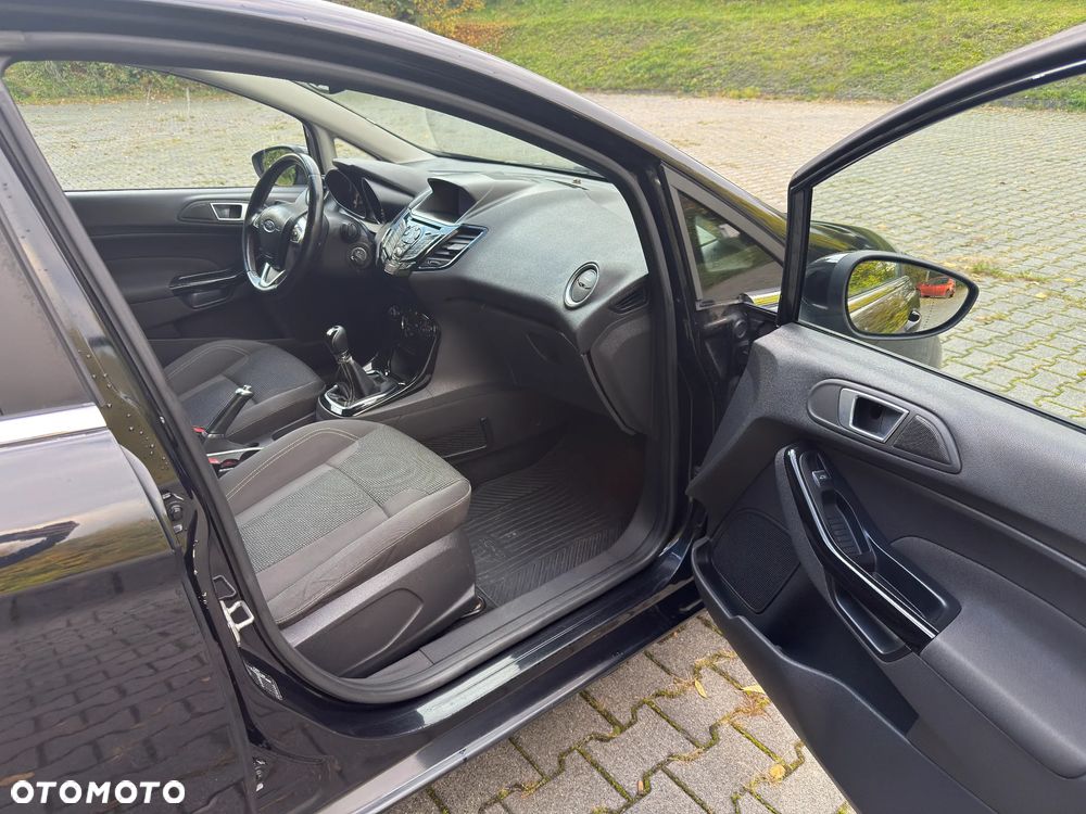 Ford Fiesta - 19