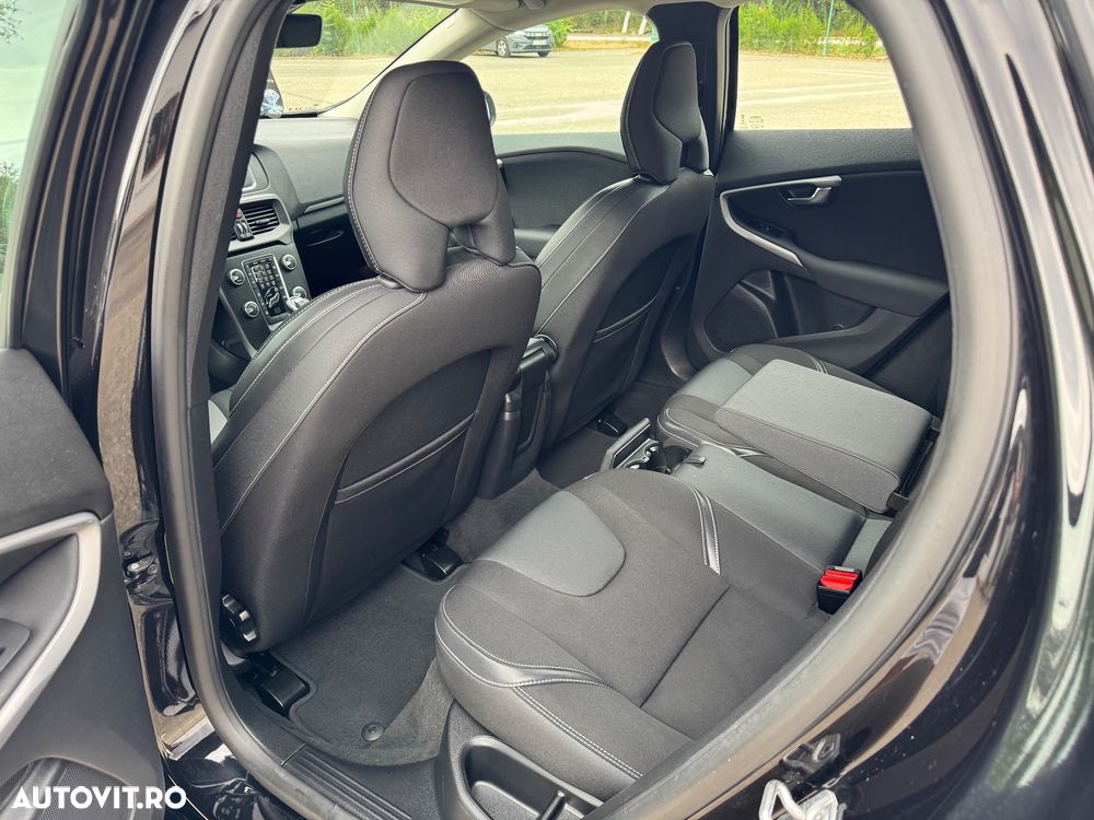 Volvo V40 D2 Geartronic - 8