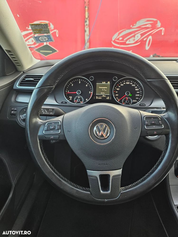 Volkswagen Passat 2.0 TDI DSG BlueMotion Technology Comfortline - 9