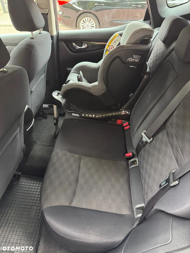 Nissan Qashqai - 11