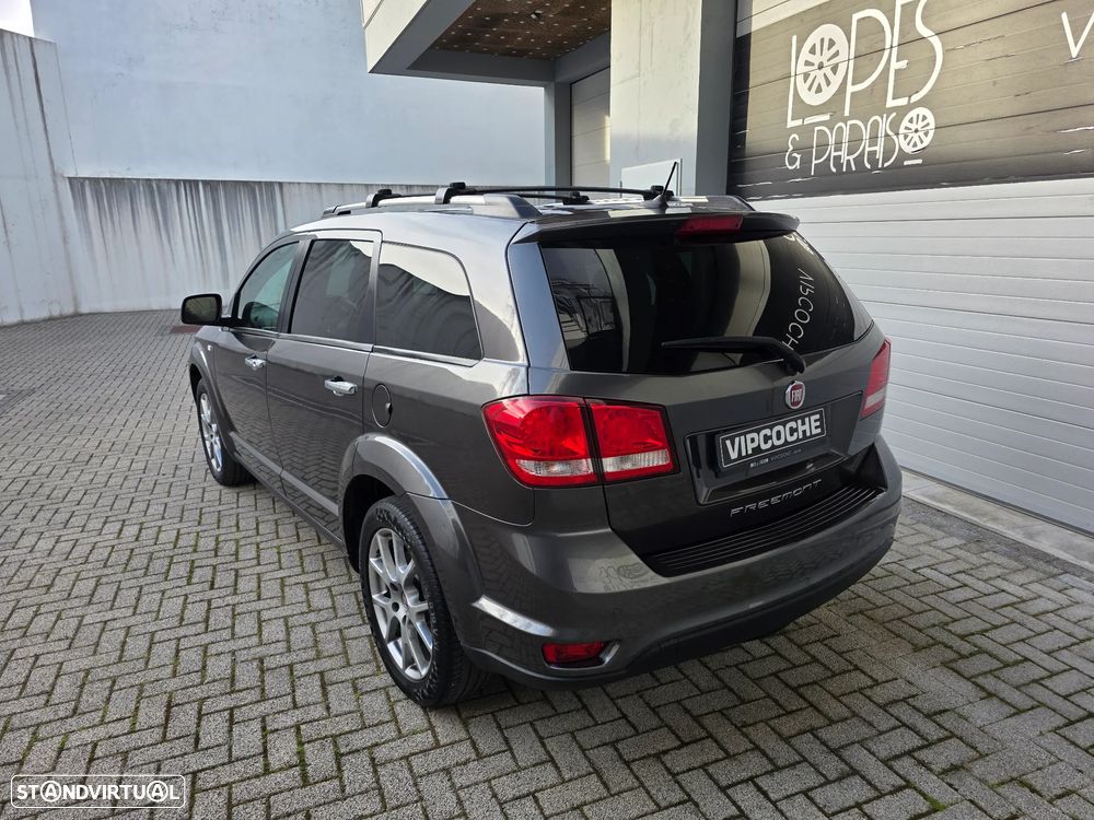 Fiat Freemont 2.0 M-Jet Cross - 25