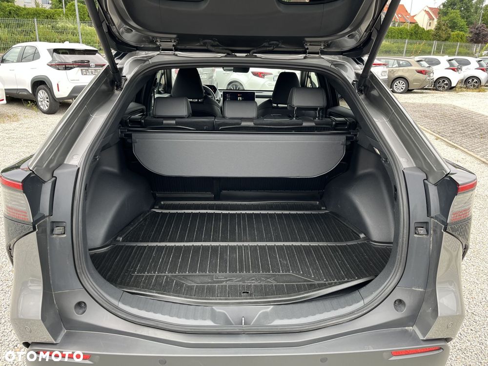 Toyota bZ4X 71.4kWh Executive - 13