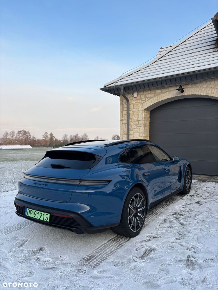 Porsche Taycan GTS - 8