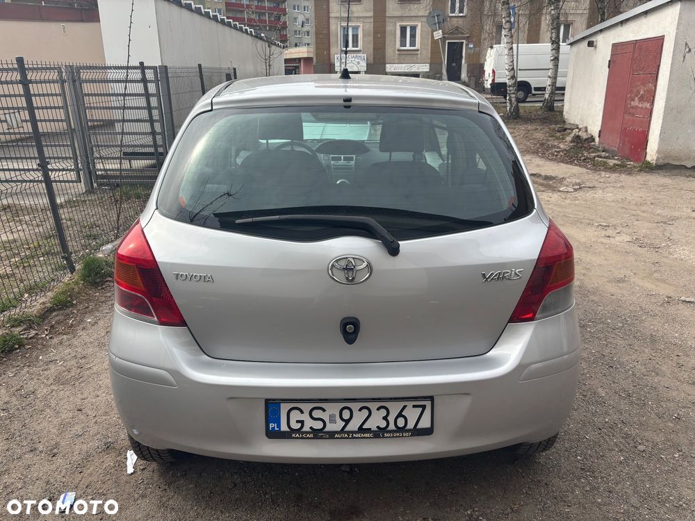 Toyota Yaris 1.0 Entry - 7