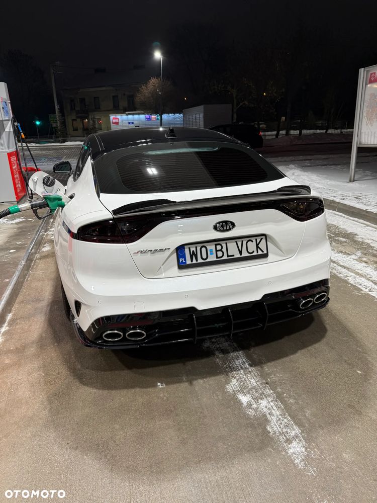 Kia Stinger 2.0 T-GDI XL - 8