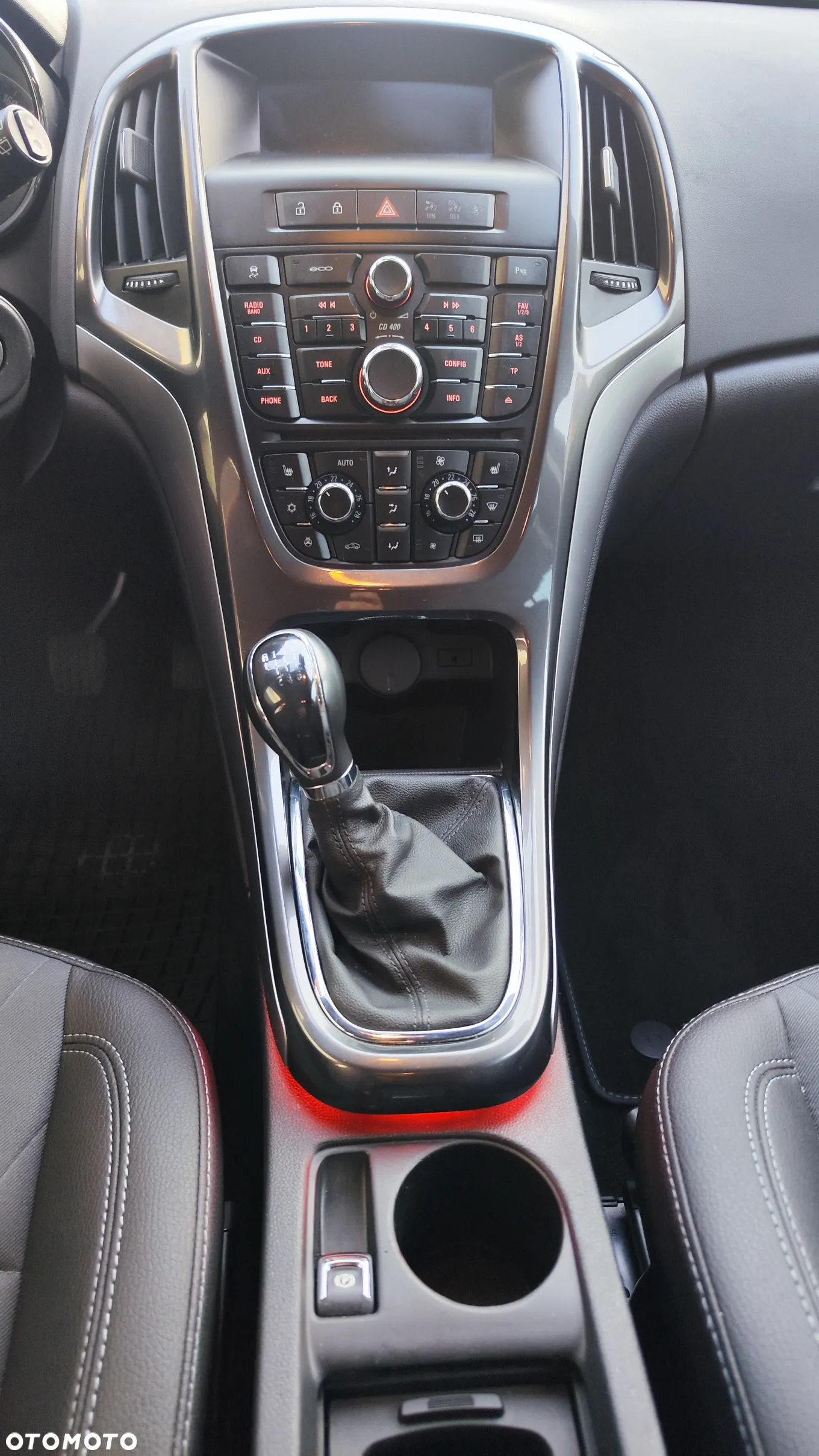 Opel Astra GTC 1.4 Turbo - 13