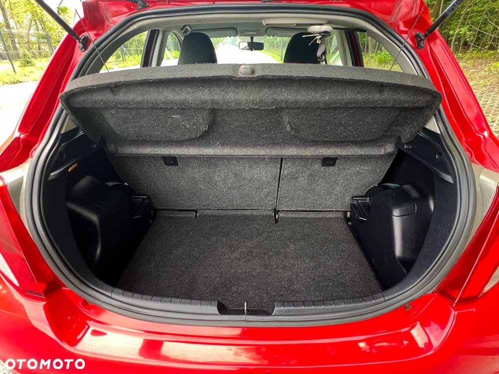 Toyota Yaris 1.0 Premium - 20