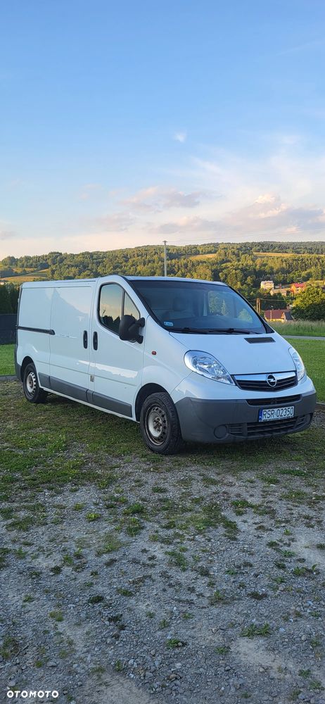 Opel Vivaro long - 1