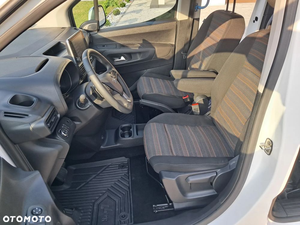 Opel Combo - 8