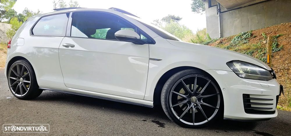 VW Golf 2.0 TDI GTD DSG - 3