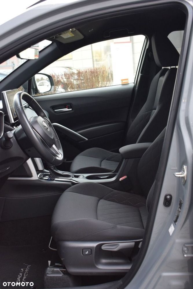 Toyota Corolla Cross 2.0 Hybrid Style AWD - 13