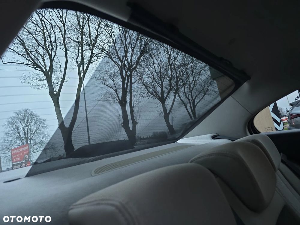 Renault Fluence 1.6 16V Expression Euro5 - 26