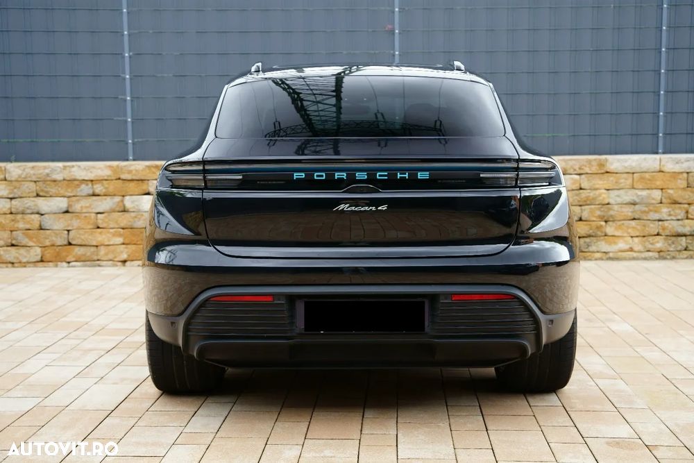 Porsche Macan - 8