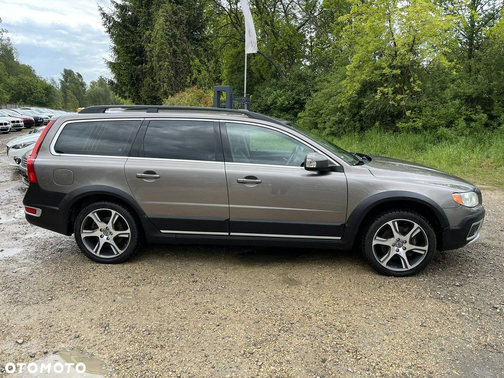 Volvo XC 70 - 4