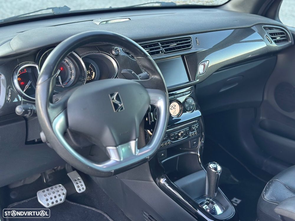 Citroën DS3 1.6 e-HDi So Chic ETG6 - 23