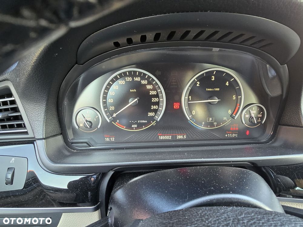 BMW Seria 5 520d xDrive Luxury Line sport - 7