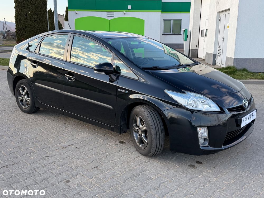 Toyota Prius 1.8 HSD Active - 3