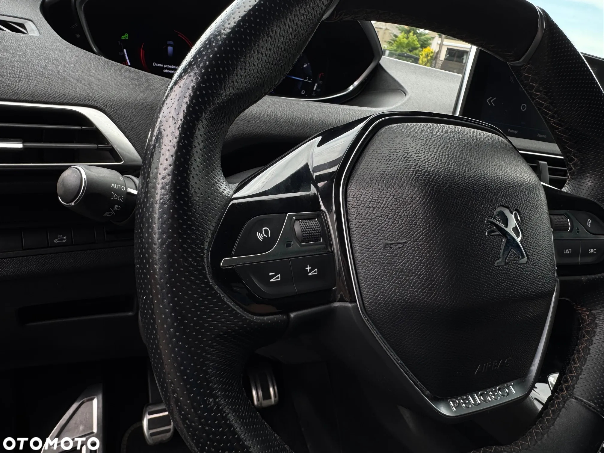 Peugeot 3008 1.2 PureTech GT S&S - 17