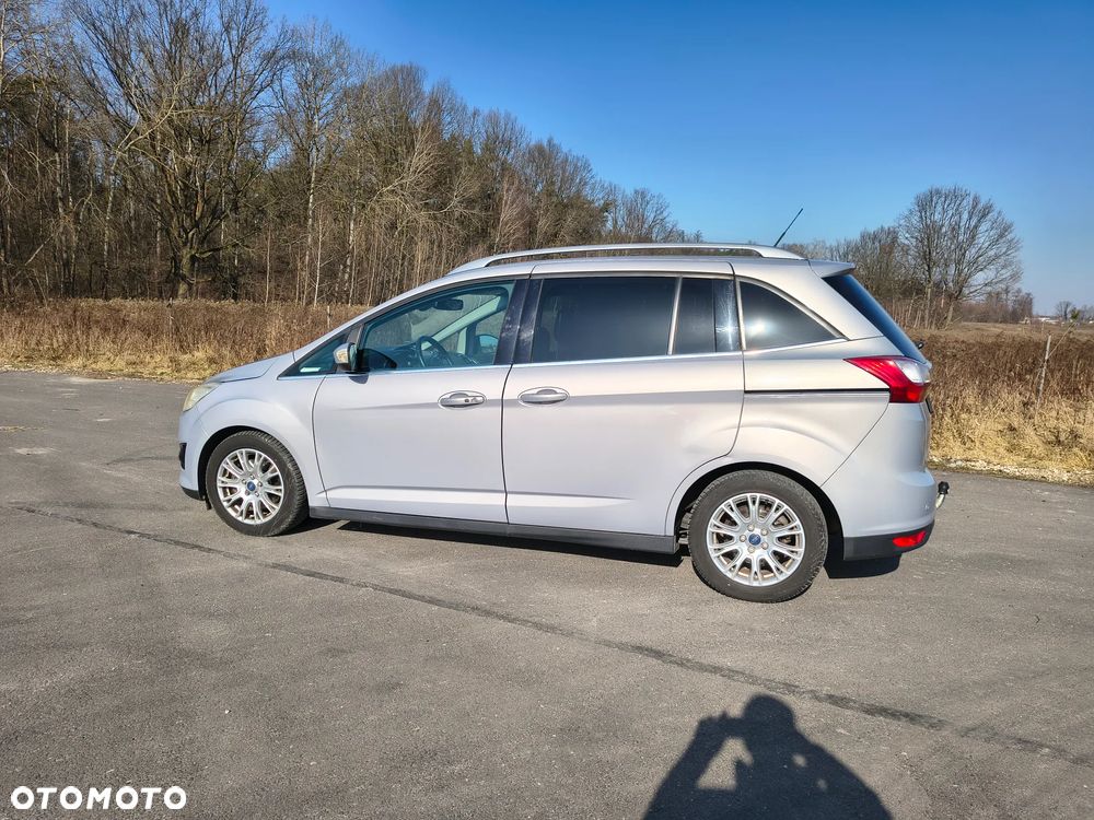 Ford Grand C-MAX 2.0 TDCi Titanium - 17