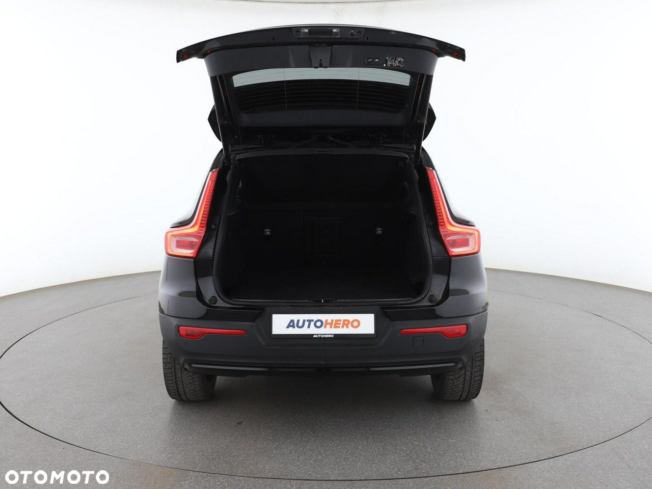 Volvo XC 40 D3 R-Design - 19