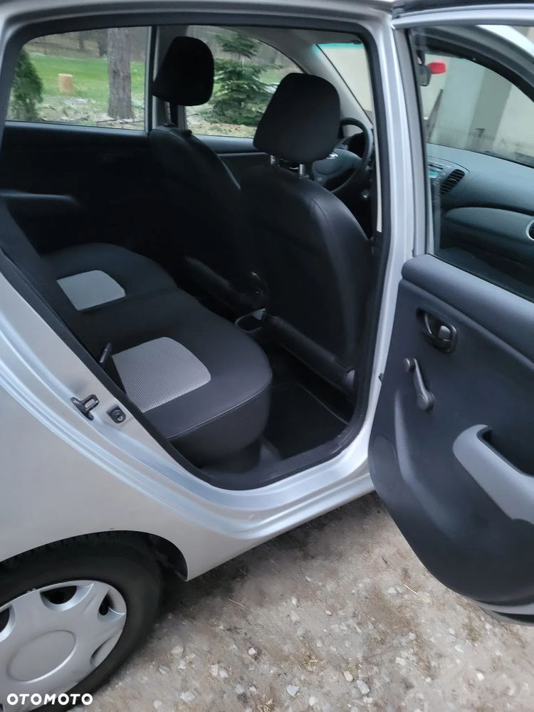 Hyundai i10 1.1 Classic - 3