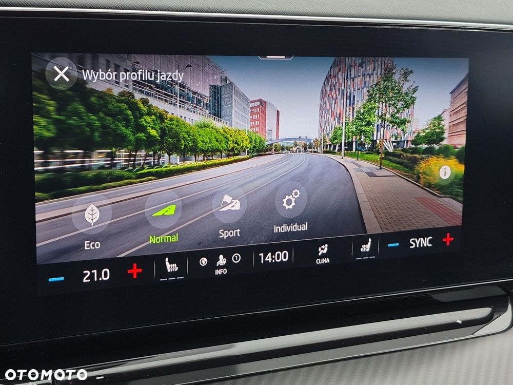 Skoda Octavia 2.0 TDI RS DSG - 30