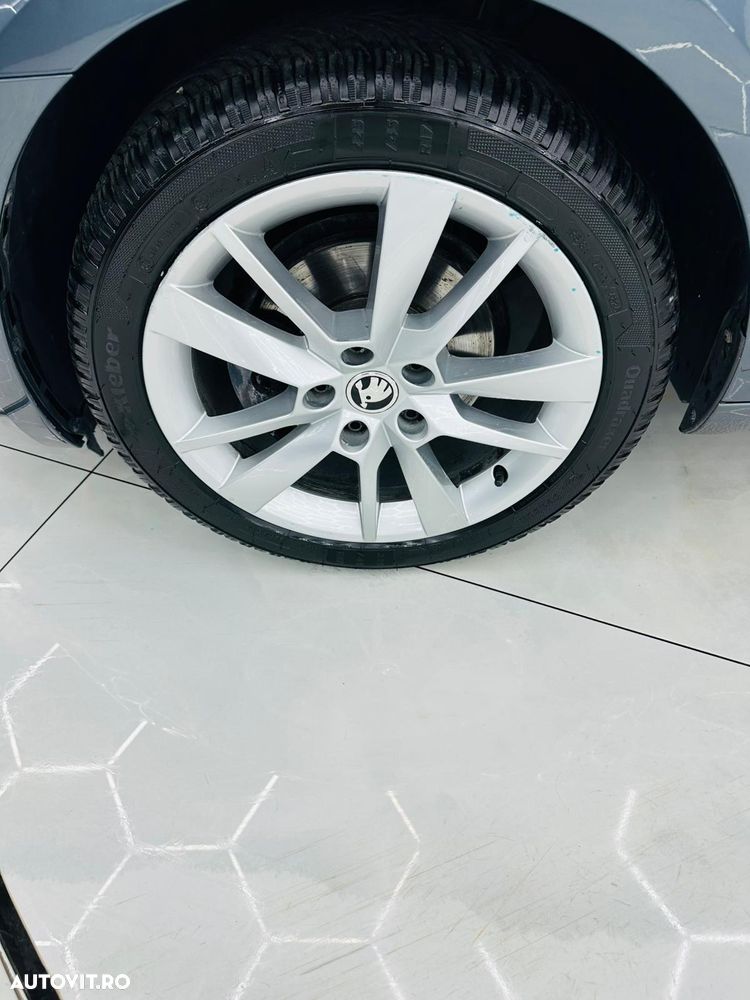 Skoda Octavia 1.6 TDI DSG Ambition - 11