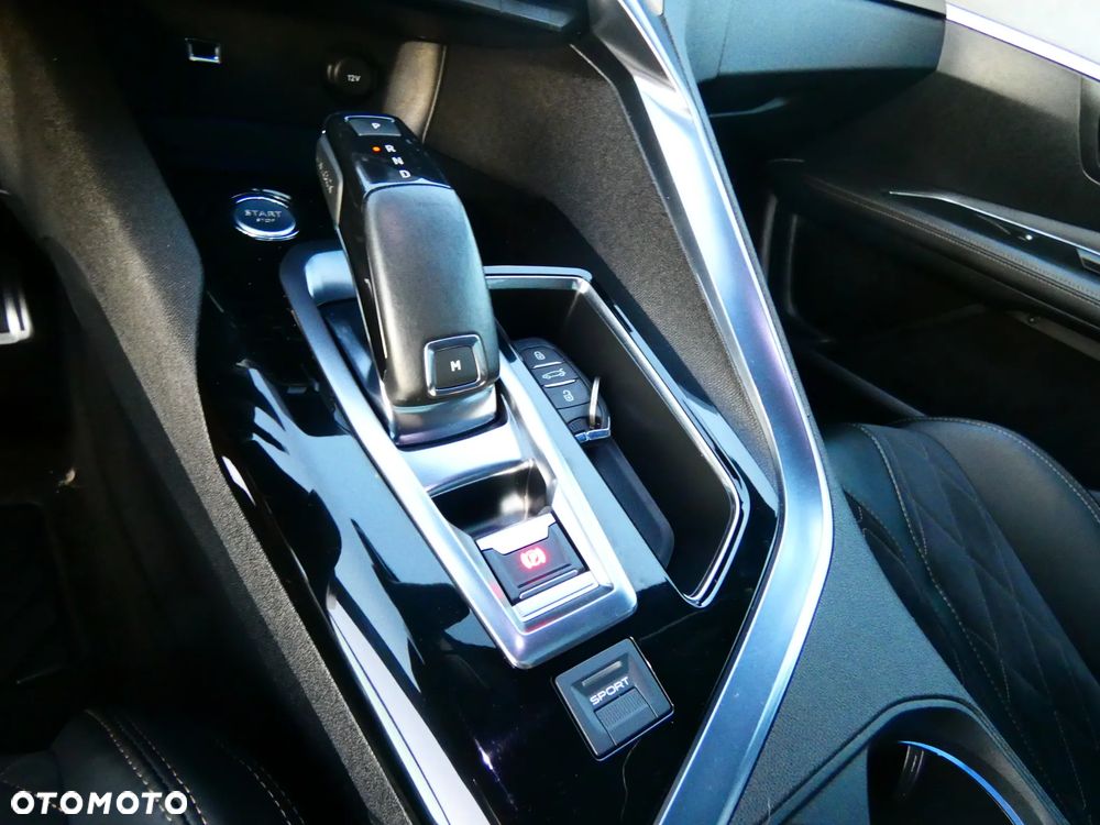 Peugeot 3008 BlueHDi 180 Stop & Start EAT6 GT - 17