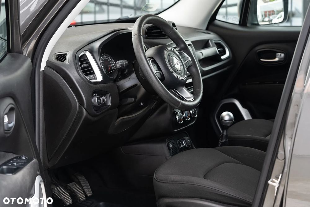 Jeep Renegade 1.6 E-TorQ Sport FWD - 6